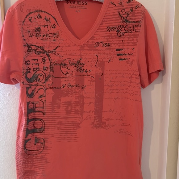 Guess t-shirt - Picture 2 of 5